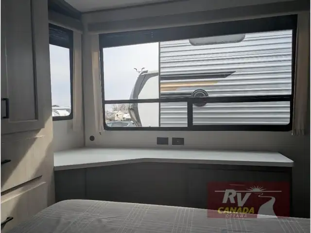 2026 Forest River RV Aurora 40BHTS2Q - Photo 18