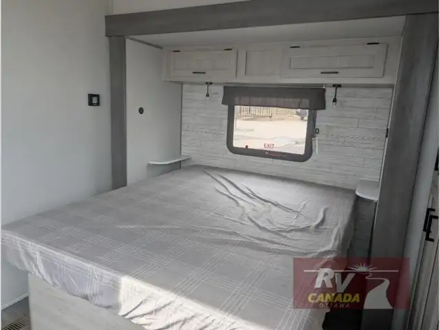 2026 Forest River RV Aurora 40BHTS2Q - Photo 19