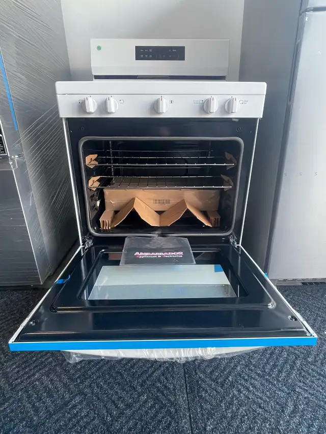 NEW 30" Frigidaire GAS  Range Stove (5.1 Cu.Ft) Steam Clean - Photo 3