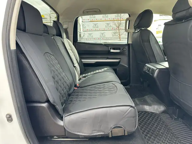2021 Toyota Tundra SR5 AWD | No Accident Report, Bluetooth - Photo 9
