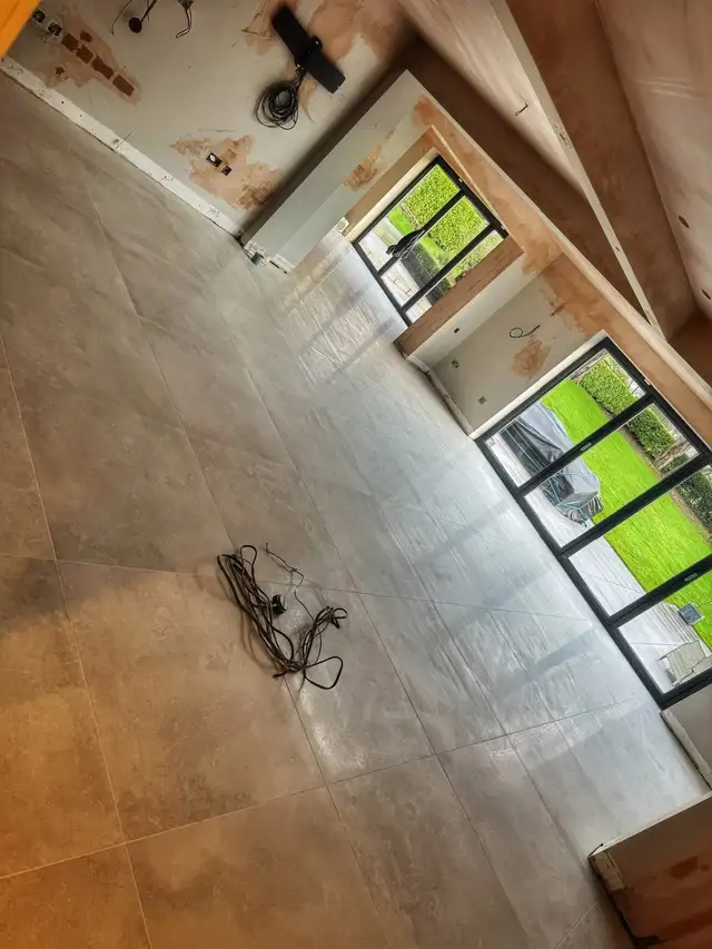 Tiling Service - Photo 2