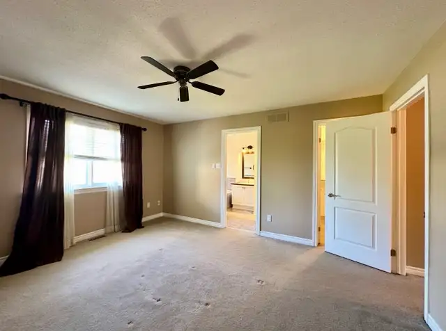 Barrhaven AMBIANCE Dr 3-bedroom townhome for rent - Photo 7