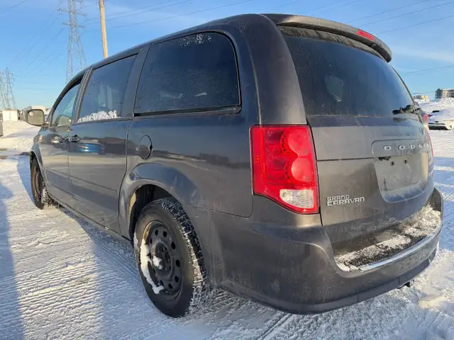 2016 Dodge Grand Caravan SXT - Photo 6