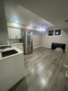 one bedroom basement apt with sept entrance north Oshawa - Photo 4