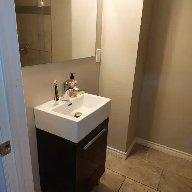 one bedroom basement apt with sept entrance north Oshawa - Photo 9