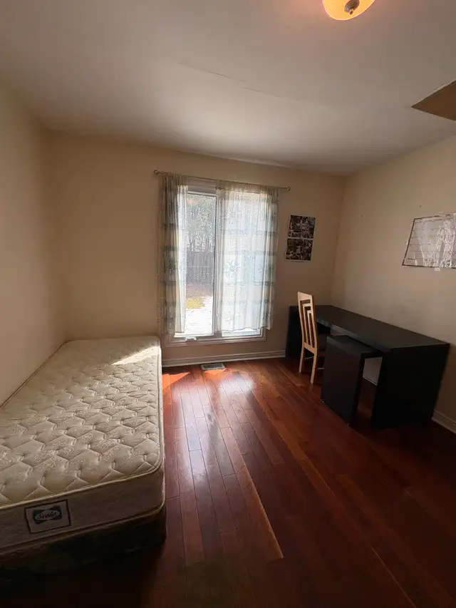 Two Rooms For Rent Close to Carleton U, One Bus to uOttawa - Photo 9