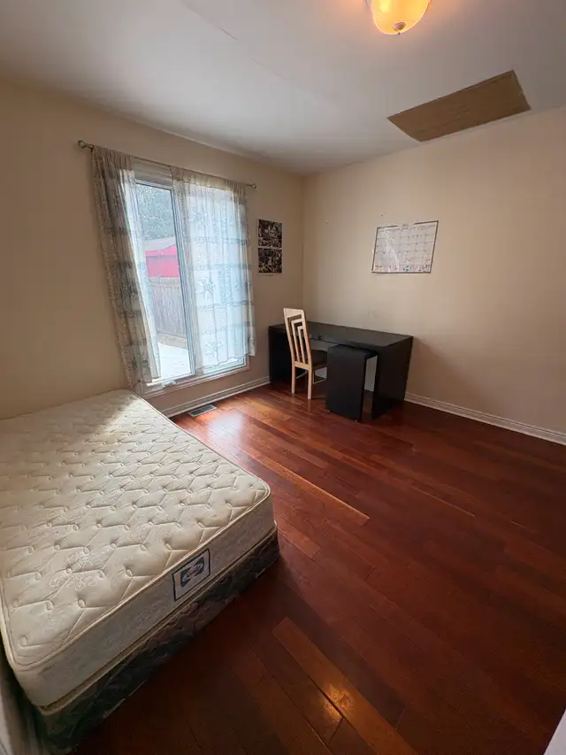 Two Rooms For Rent Close to Carleton U, One Bus to uOttawa - Photo 10
