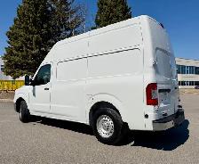 2013 Nissan NV3500 HD Toit Haut (High Roof) - Photo 4