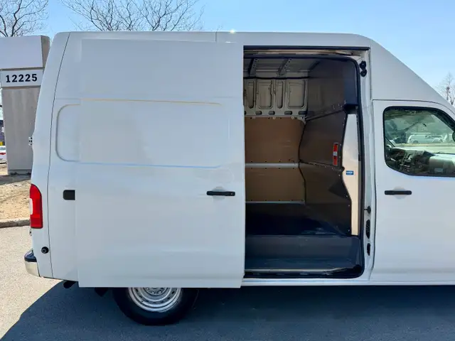 2013 Nissan NV3500 HD Toit Haut (High Roof) - Photo 6