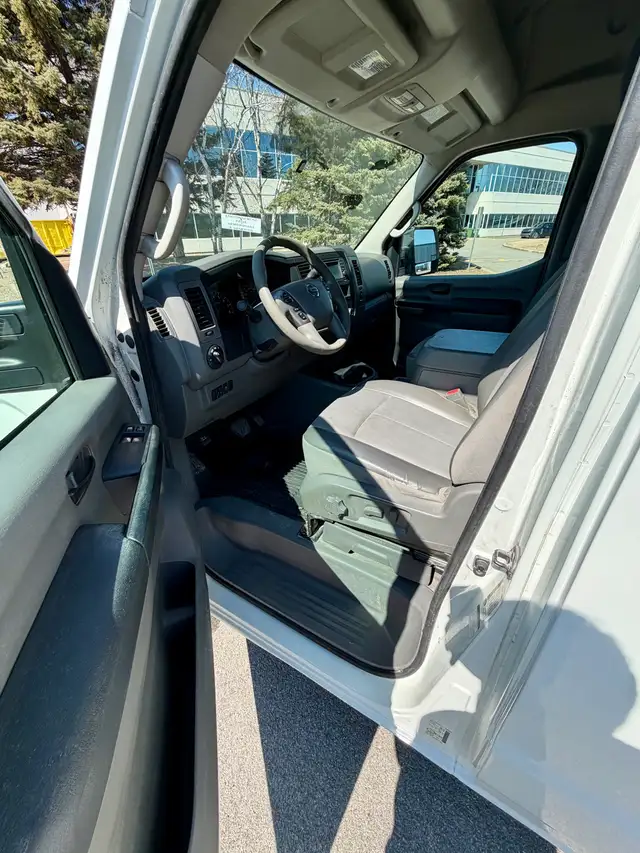 2013 Nissan NV3500 HD Toit Haut (High Roof) - Photo 7