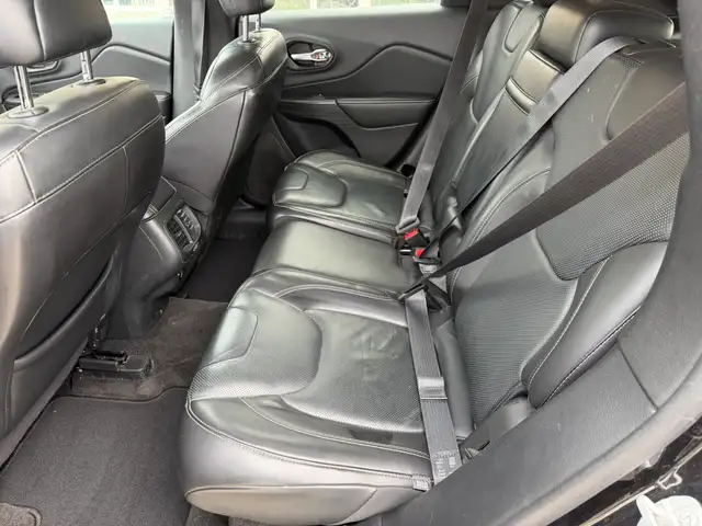 2015 Jeep Cherokee Limited 4cy AWD SUV Top of the Line options - Photo 12