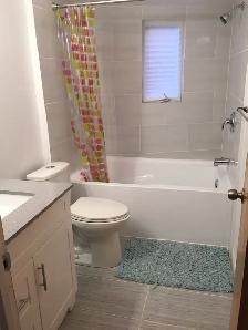 Bright master bedroom for rent from April 12 - woman only - Photo 4