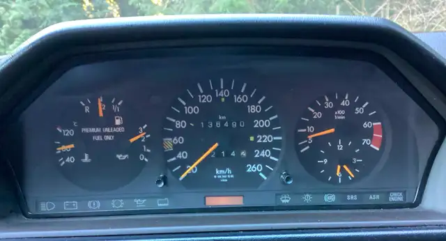 Gorgeous Clean Mercedes Benz W124 E420 in BC - Photo 7