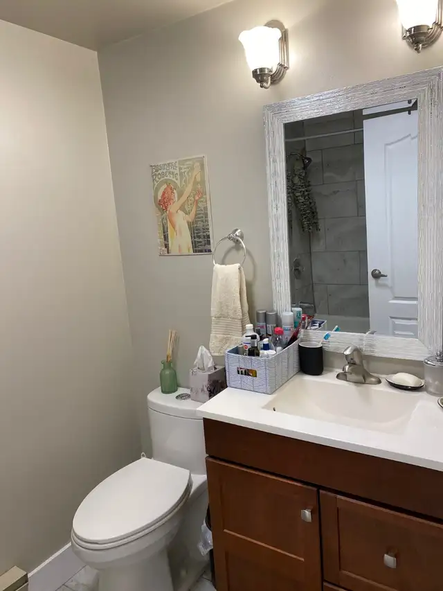 TWO BEDROOM APARTMENT ON MERIVALE ROAD - CENTRAL LOCATION - Photo 10