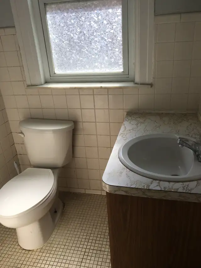 Room near UWindsor on Peter street for rent - Photo 6