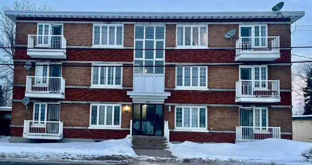 Saint-Jean-sur-Richelieu - Grand 5 1/2 à louer - Juillet 1, 2026 - Photo 3