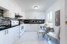 nice house rooms and basement for rent at Mccowan&Mcnicoll - Photo 3