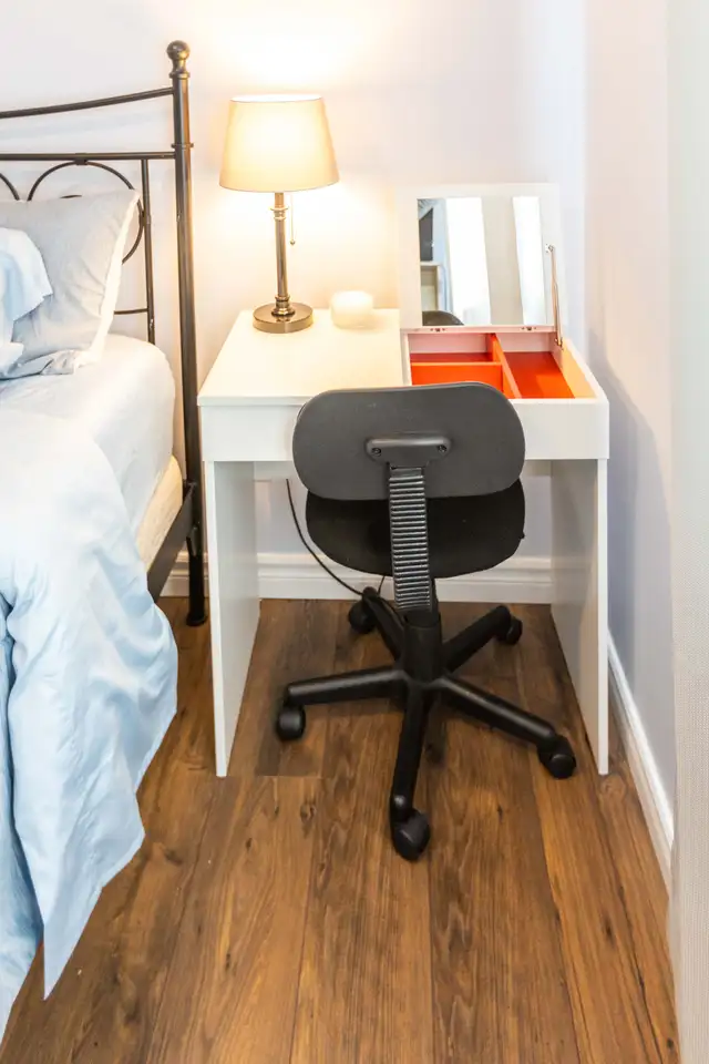 Cozy All-Inclusive Room for Rent–Ideal for Student/Young  Pro - Photo 5