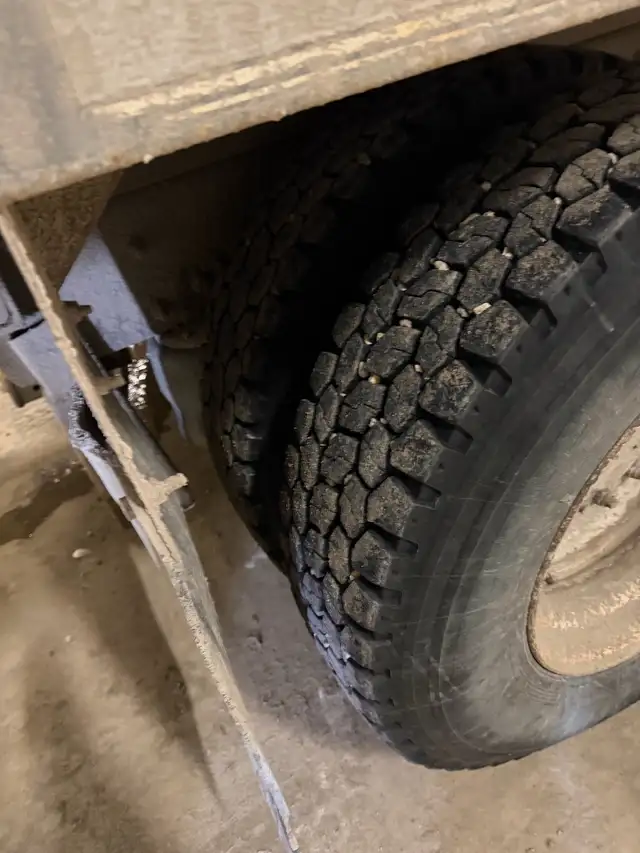 2002 international Dump truck - Photo 9