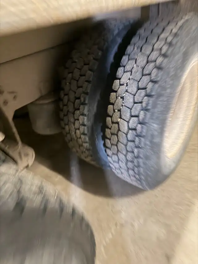 2002 international Dump truck - Photo 10