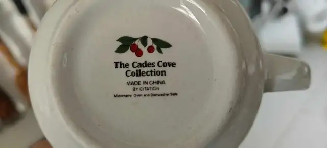 6-Piece Ceramic Mug Set Like New Never Used! - Photo 2