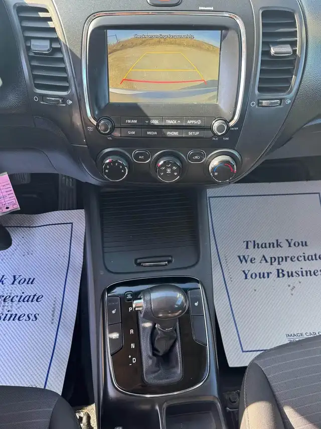 2018 Kia Forte LX - Photo 10