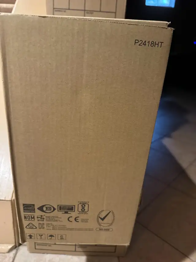 24 inch 24 inch touchscreen dell monitor$500 - Photo 2