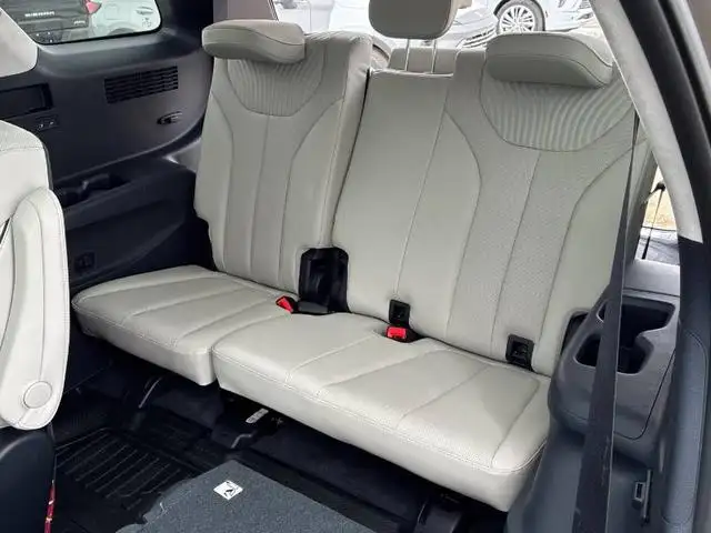 2023 Hyundai Palisade AWD Ultimate Calligraphy 7P Leather, 3rd R - Photo 3