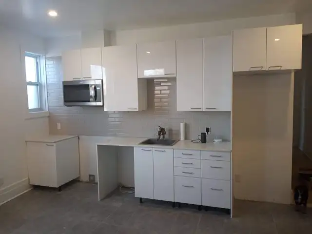 6 1/2, 2501 d'Orléans, Hochelaga, métro Pie-IX ou Joliette