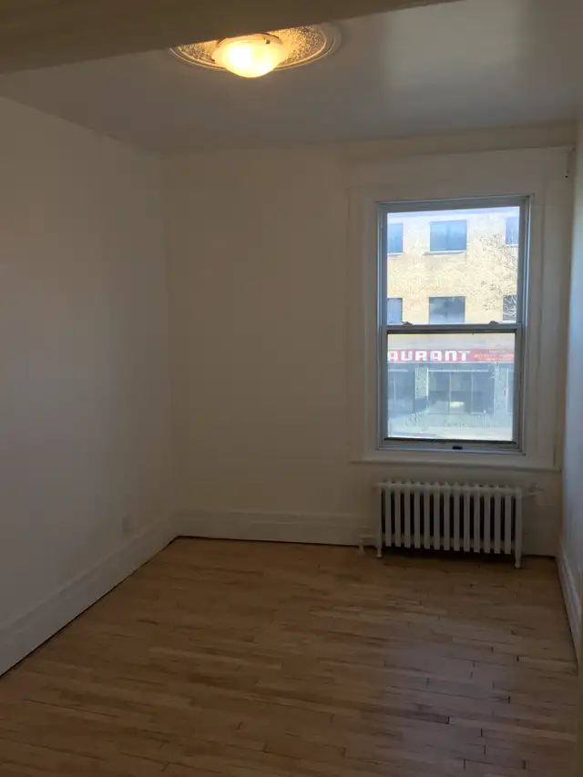 6 1/2, 2501 d'Orléans, Hochelaga, métro Pie-IX ou Joliette - Photo 9