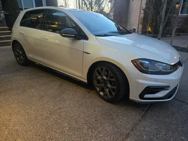 2018 Golf R - 102,636km - AWD 6 spd - Photo 5