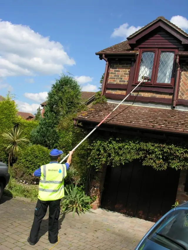 PROFESSIONAL WINDOW CLEANING & PRESSURE WASHING - Photo 2