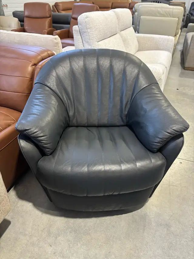 Natuzzi leather swivel accent chair