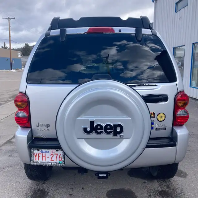 2004 Jeep Liberty Renegade 4X4 - Photo 5