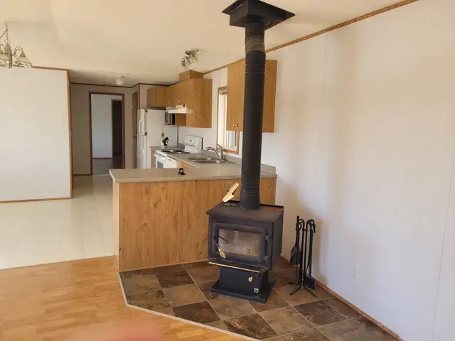 1998 Mobile Home with addition - Photo 3