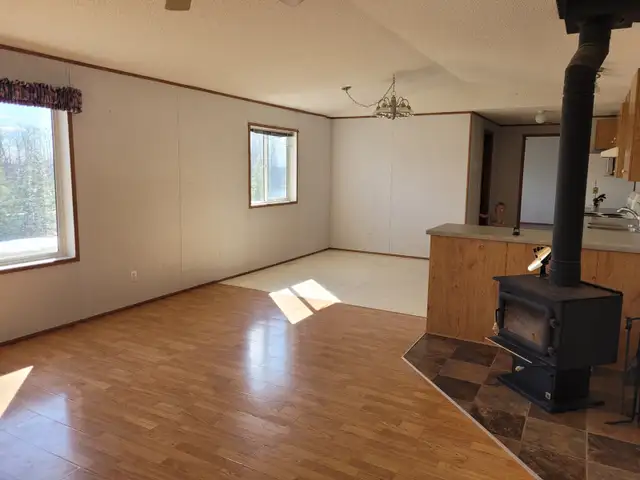 1998 Mobile Home with addition - Photo 4