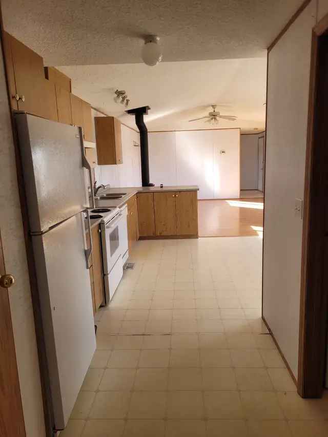 1998 Mobile Home with addition - Photo 6