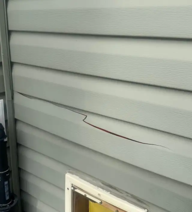 Hiring exterior renovation specialist/ siding installer/ helper. - Photo 3