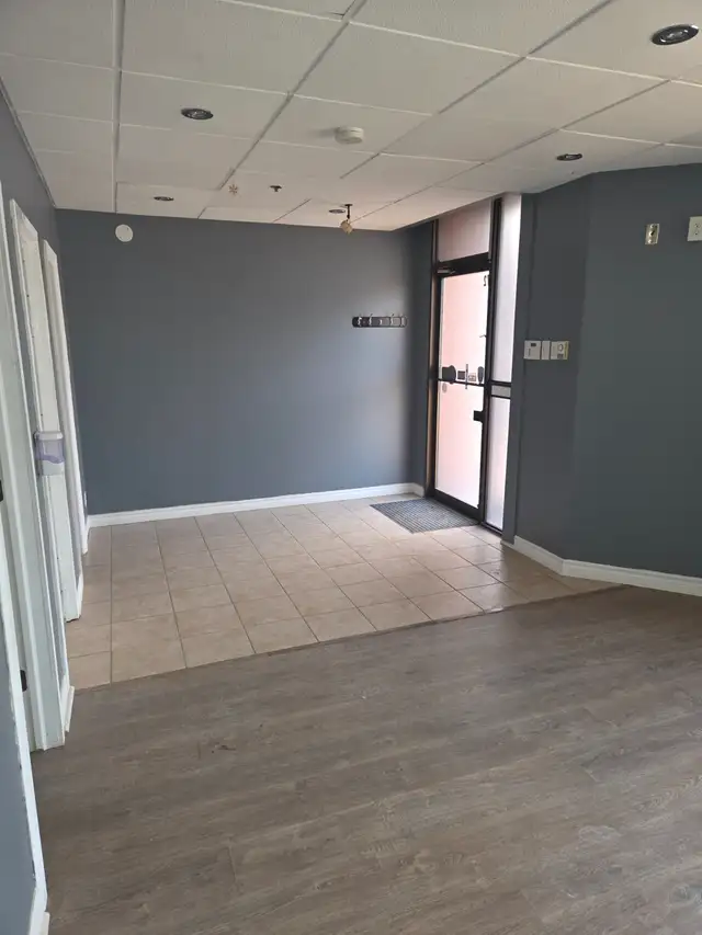 Industrial Unit for Rent - Photo 2