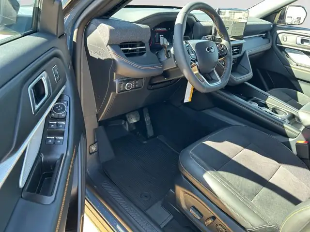 2026 Ford Explorer Tremor - Photo 13