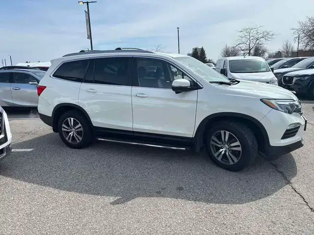 2017 Honda Pilot EX AWD - BACK-UP/BLIND-SPOT CAM! 8 PASS! REMOTE - Photo 4