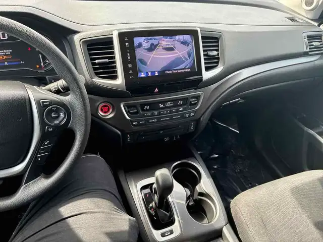 2017 Honda Pilot EX AWD - BACK-UP/BLIND-SPOT CAM! 8 PASS! REMOTE - Photo 6