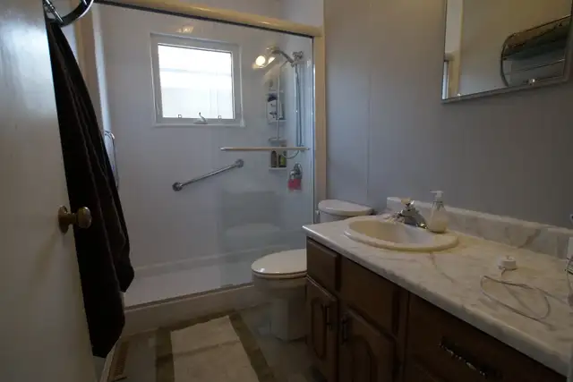 3 Bedroom & 2 Car Garage- May 1st- Haultain Area - Photo 13