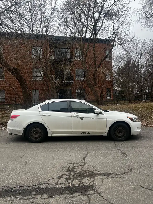 Honda Accord - Photo 2