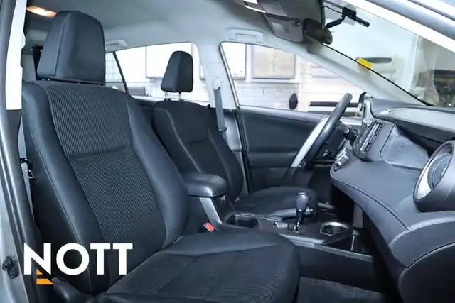 2016 TOYOTA RAV-4 LE - 2 Sets of Tires | Remote Start - Photo 16
