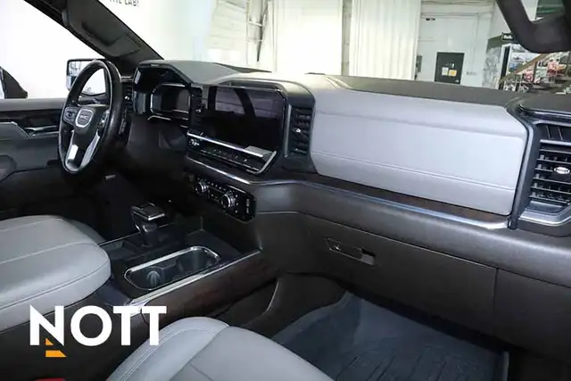 2024 GMC SIERRA 1500 SLT - Photo 18