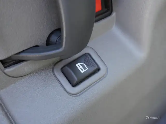 2023 GMC Savana Cargo Van 2500 RWD 135\' LOW KMS, CLEAN, READY F - Photo 16