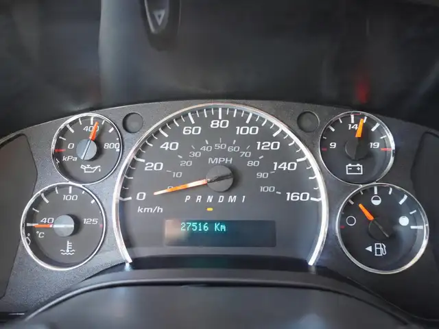 2023 GMC Savana Cargo Van 2500 RWD 135\' LOW KMS, CLEAN, READY F - Photo 20