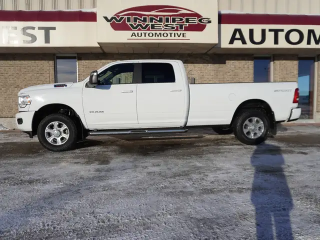 2023 Ram 3500 BIG HORN SPORT FULLY LOADED HTD SEATS/WHEEL & MORE - Photo 4