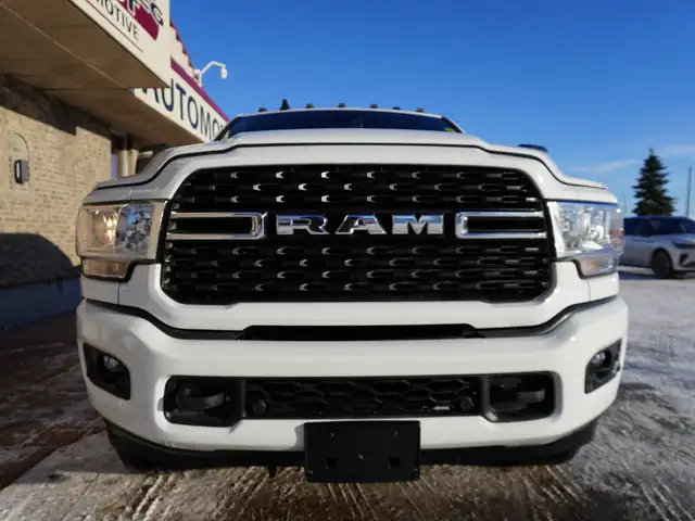 2023 Ram 3500 BIG HORN SPORT FULLY LOADED HTD SEATS/WHEEL & MORE - Photo 8